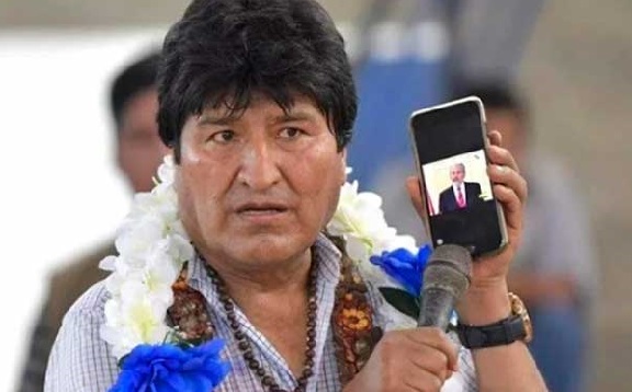 En Bolivia Acusan A Estados Unidos De Estar Detr S Del Robo Del Celular